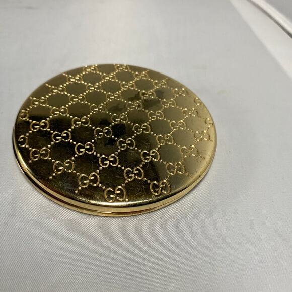 Gold GUCCI Embossed Monogram Compact Pocket Purse Mirror - Picture 6 of 6